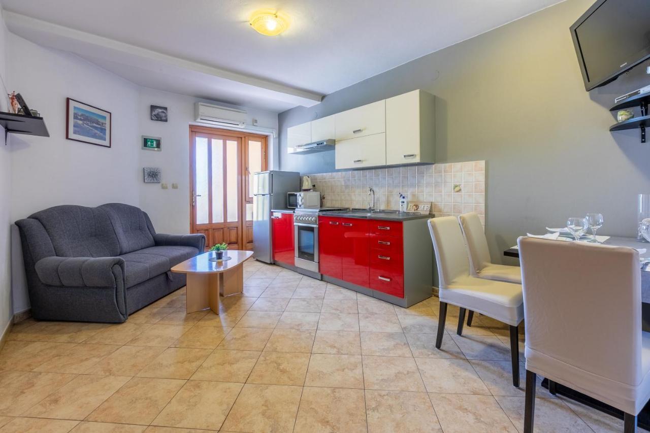 פאז'אנה Apartments Armando מראה חיצוני תמונה