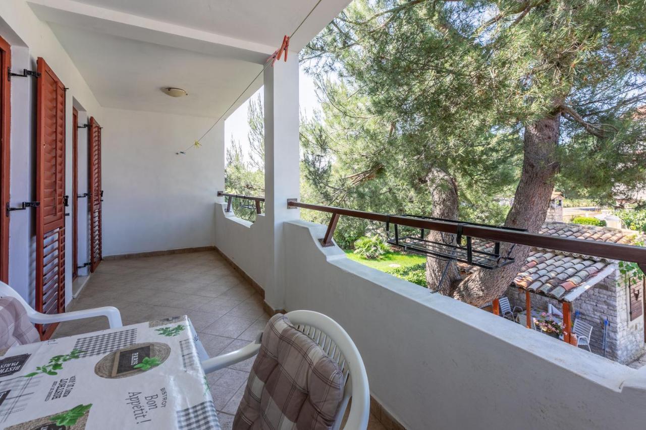 פאז'אנה Apartments Armando מראה חיצוני תמונה