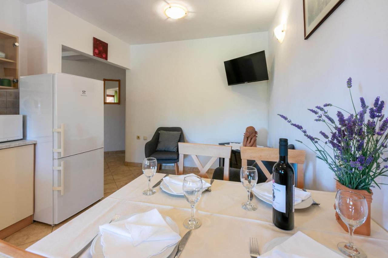 פאז'אנה Apartments Armando מראה חיצוני תמונה