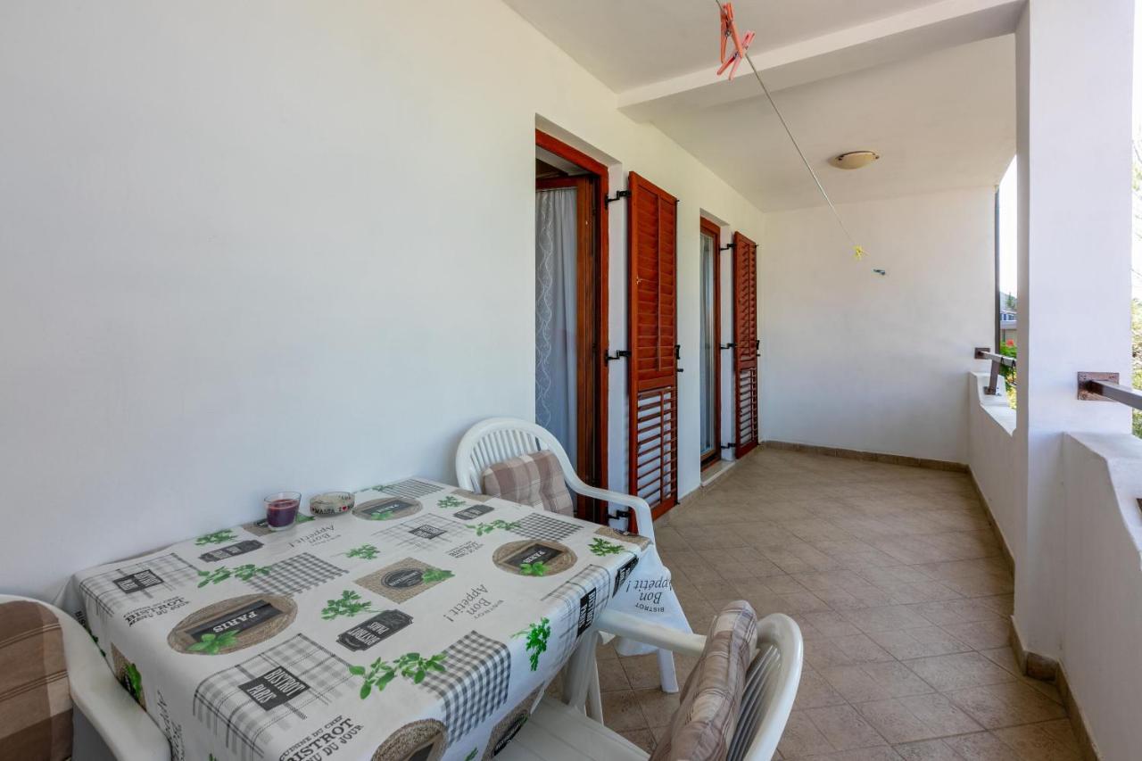 פאז'אנה Apartments Armando מראה חיצוני תמונה